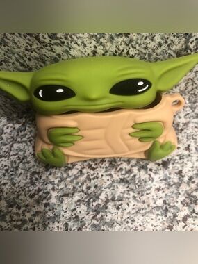 Baby Yoda AirPods case